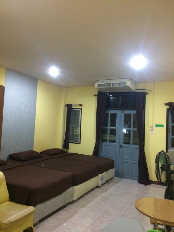 Andaman Place Guesthouse Patong Extérieur photo