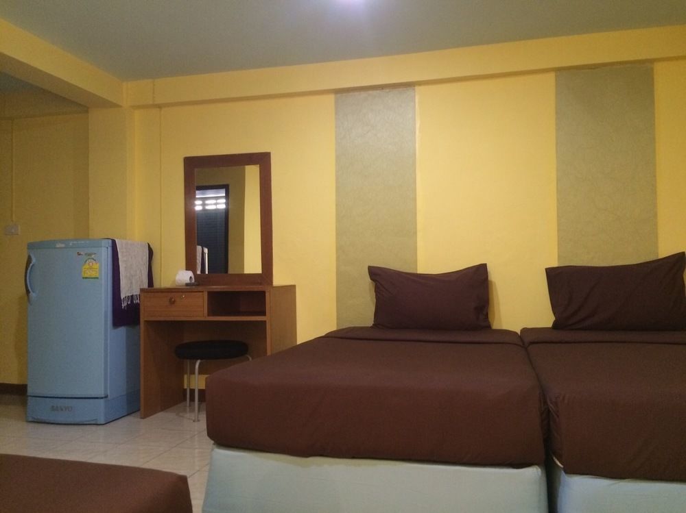 Andaman Place Guesthouse Patong Extérieur photo