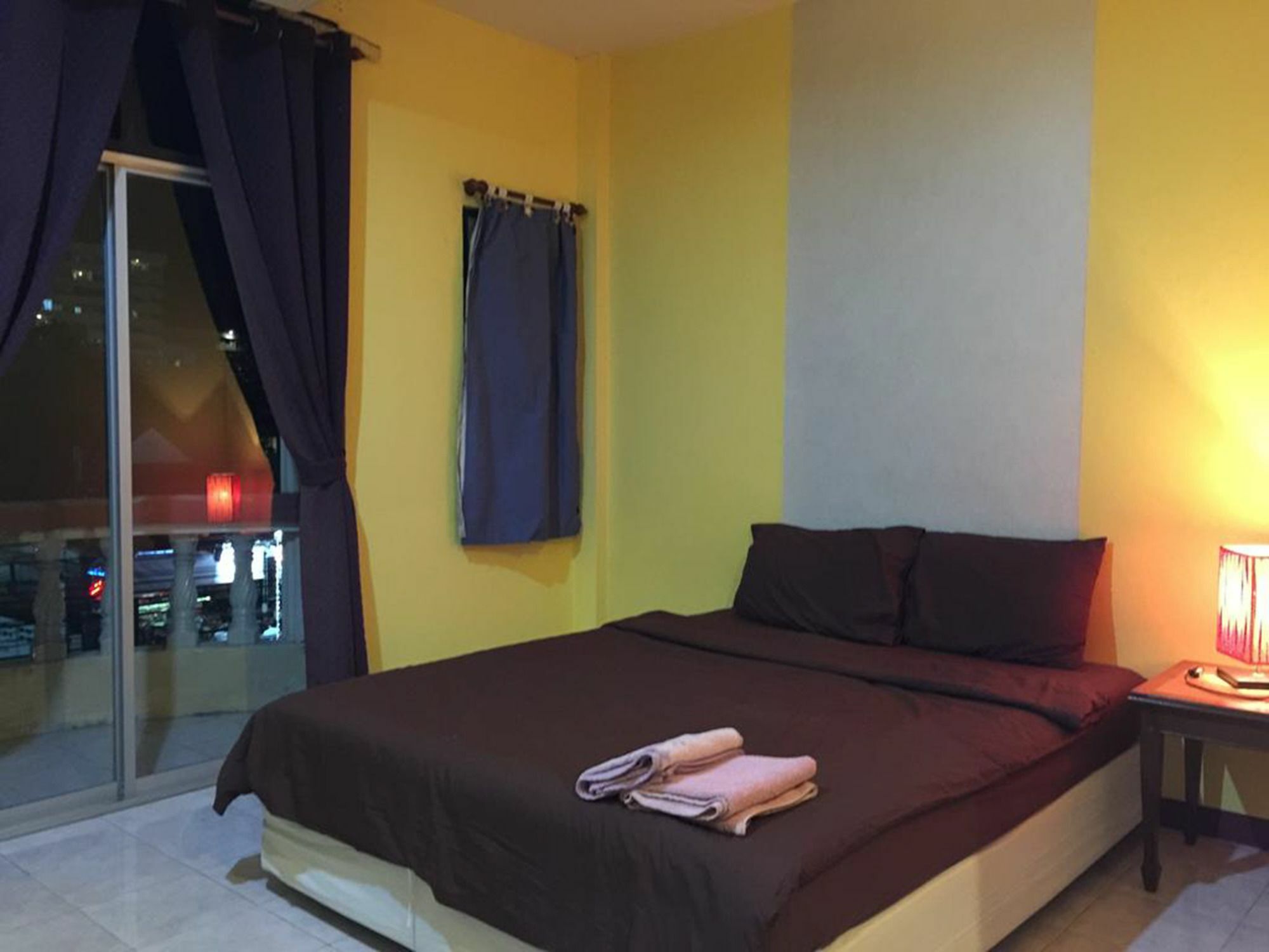Andaman Place Guesthouse Patong Extérieur photo