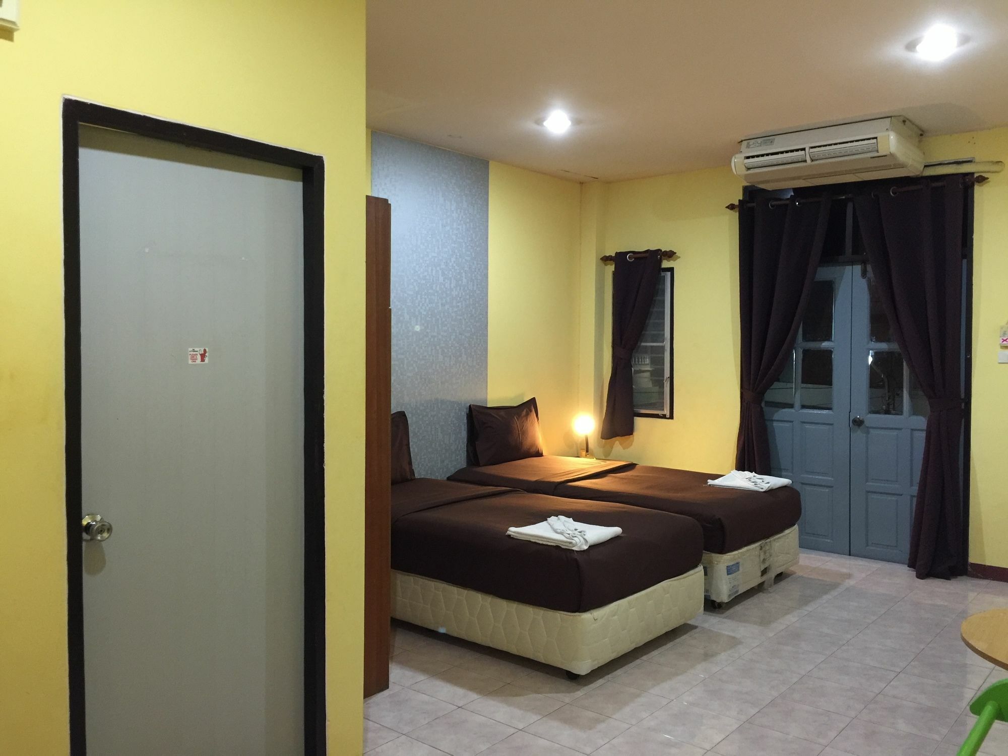 Andaman Place Guesthouse Patong Extérieur photo