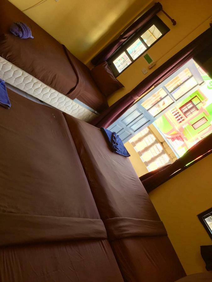 Andaman Place Guesthouse Patong Extérieur photo